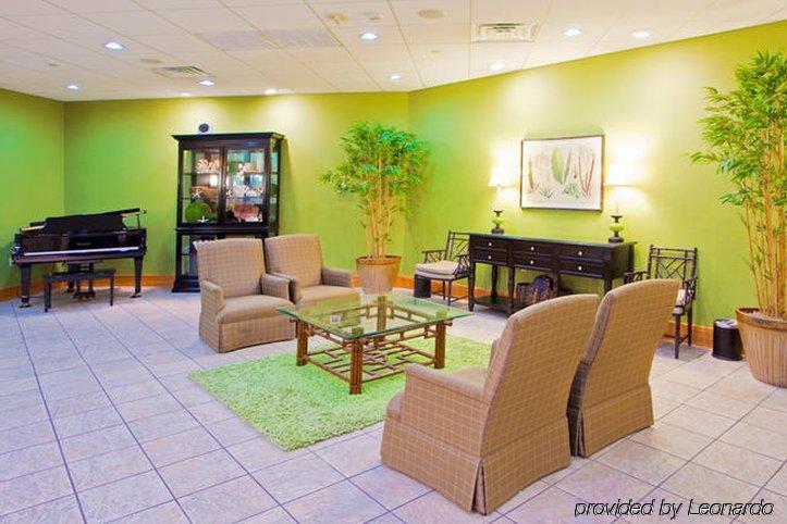 Holiday Inn Ocean City, An Ihg Hotel Интерьер фото